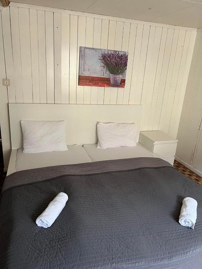 Base Cafe Apartman Lauterbrunnen Kültér fotó