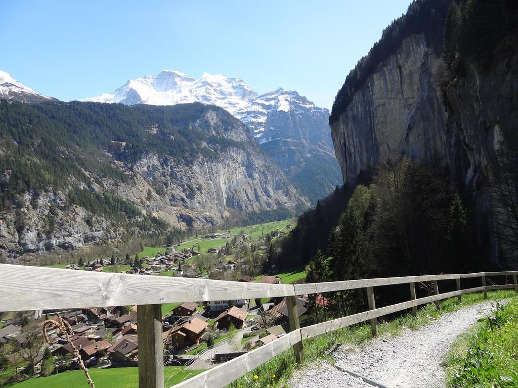 Base Cafe Apartman Lauterbrunnen Kültér fotó