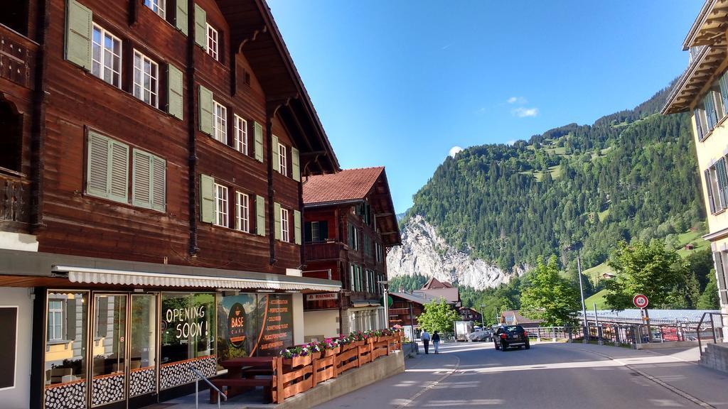Base Cafe Apartman Lauterbrunnen Kültér fotó
